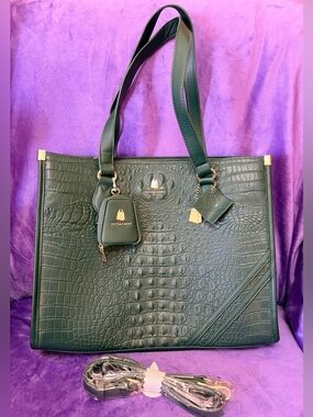 Tote&Carry AP2 Tote Bag Emerald Green Crocodile